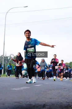Runner Photo 4862418