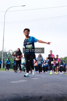 Runner Photo 4862420