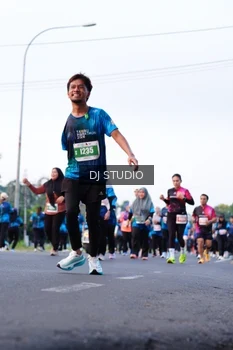 Runner Photo 4862444