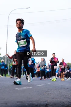 Runner Photo 4862454