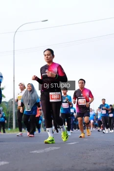 Runner Photo 4862459