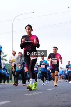 Runner Photo 4862479