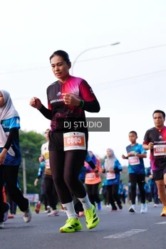 Runner Photo 4862509
