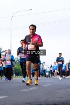 Runner Photo 4862532