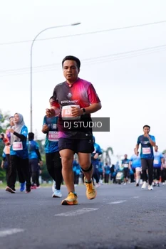 Runner Photo 4862543