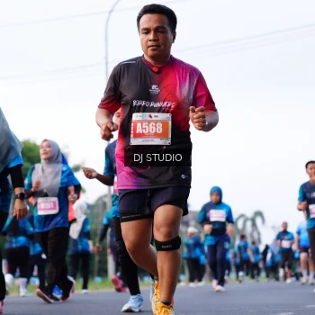 Runner Photo 4862570