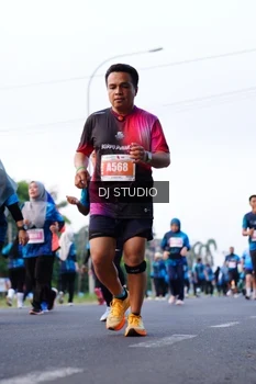 Runner Photo 4862575