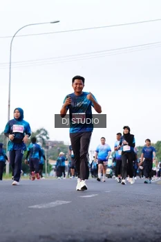 Runner Photo 4862592
