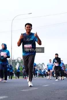 Runner Photo 4862647