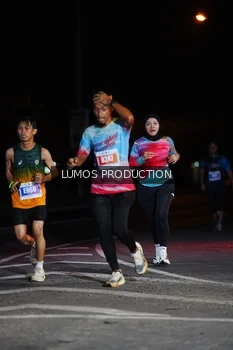Runner Photo 4862736