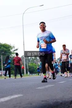 Runner Photo 4862762