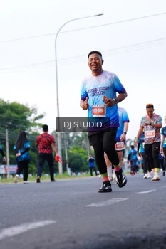 Runner Photo 4862765