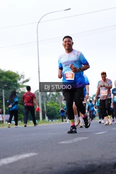 Runner Photo 4862767