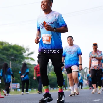 Runner Photo 4862793