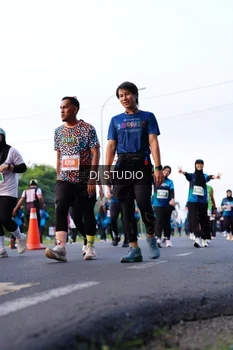 Runner Photo 4862817