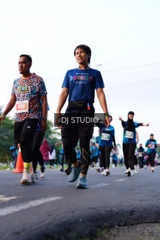 Runner Photo 4862844