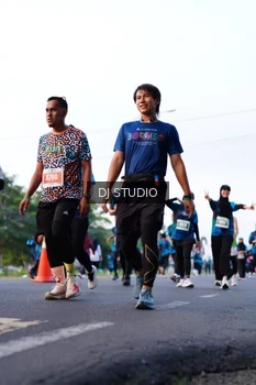 Runner Photo 4862863