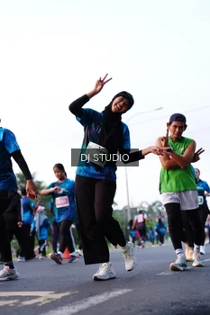 Runner Photo 4862915