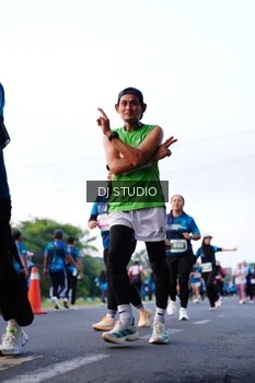 Runner Photo 4862921