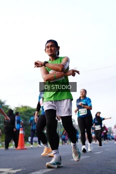 Runner Photo 4862944