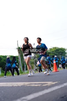 Runner Photo 4863044