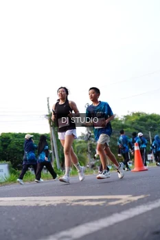 Runner Photo 4863048