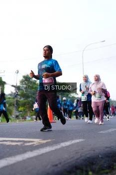 Runner Photo 4863084
