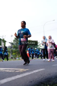 Runner Photo 4863086