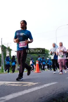 Runner Photo 4863101