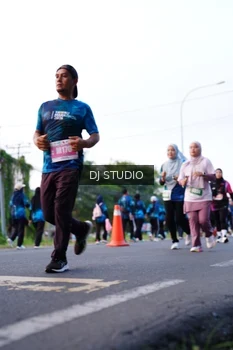 Runner Photo 4863104