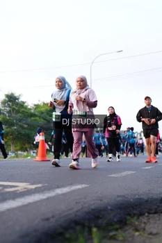 Runner Photo 4863114
