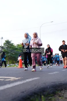 Runner Photo 4863123