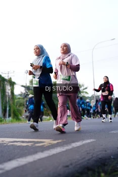 Runner Photo 4863165