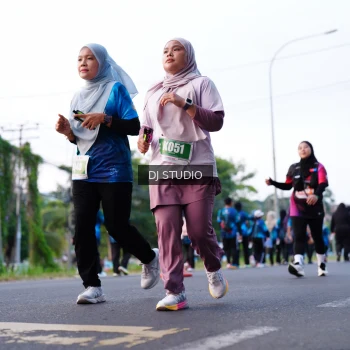Runner Photo 4863176