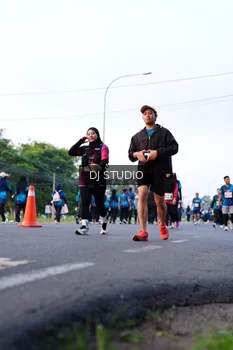 Runner Photo 4863182