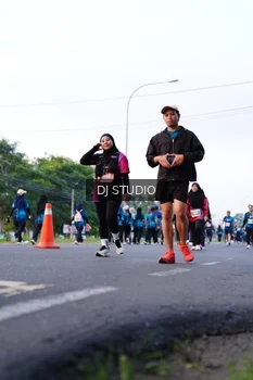 Runner Photo 4863200