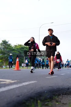 Runner Photo 4863212