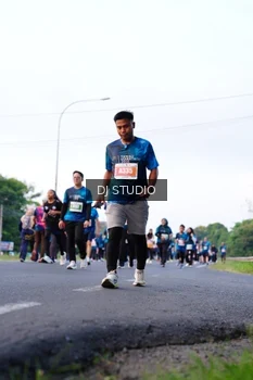 Runner Photo 4863258