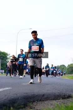 Runner Photo 4863266