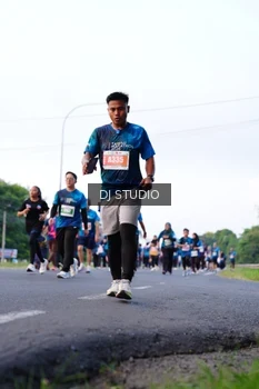 Runner Photo 4863279