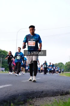 Runner Photo 4863283