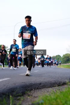 Runner Photo 4863295