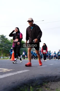 Runner Photo 4863312