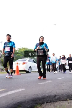 Runner Photo 4863314