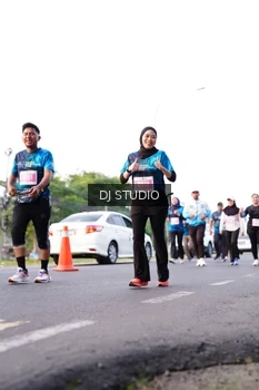 Runner Photo 4863323
