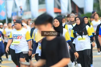 Runner Photo 4863332