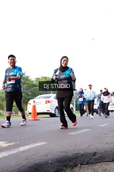 Runner Photo 4863335