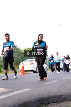 Runner Photo 4863339