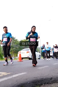 Runner Photo 4863344