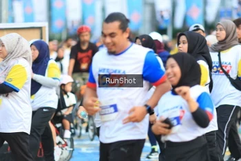 Runner Photo 4863351